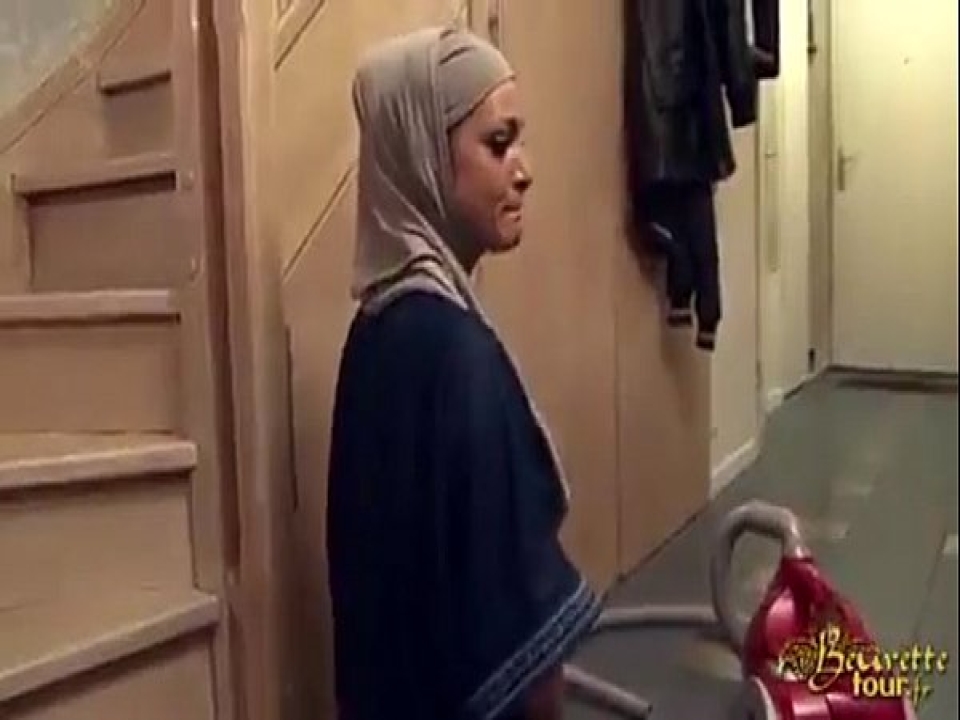 Başörtülü Hatun Götünden Acımasızca Sikiliyor
